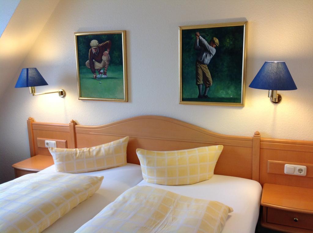 Duenenhotel Am Meer Rostock Quarto foto