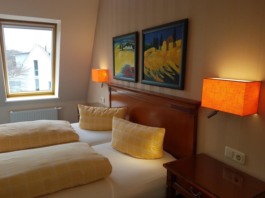 Duenenhotel Am Meer Rostock Exterior foto